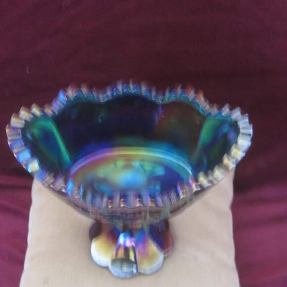 Fenton Amethyst Carnival Glass Sawtooth Pinwheel Comet Footed Compote - Picture 2 of 4